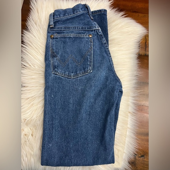 Vintage Wrangler High Rise Straight Leg Jeans Size 3/4 Made in USA 13MWZG - Picture 3 of 3